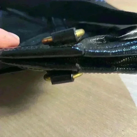 Coach “Daisy” Liquid Gloss Black Patent Leather Bag - Picture 12 of 12